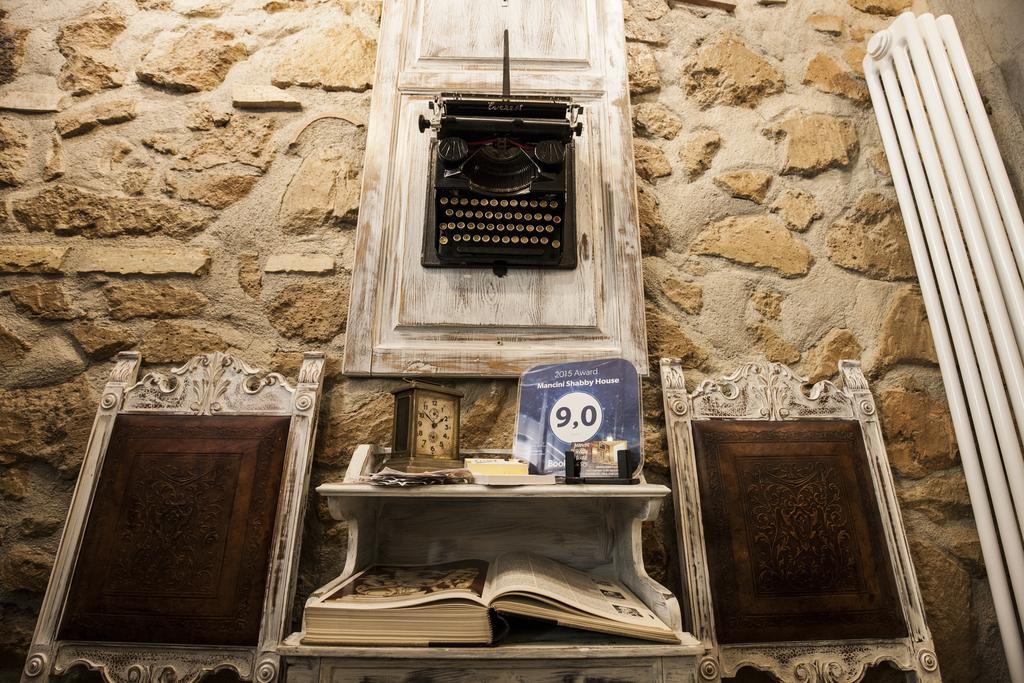 Mancini Shabby House Hotel Rome Exterior photo