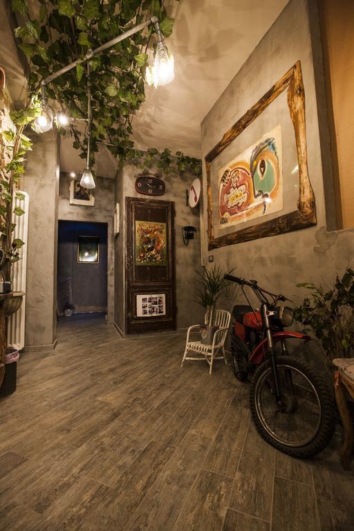 Mancini Shabby House Hotel Rome Exterior photo
