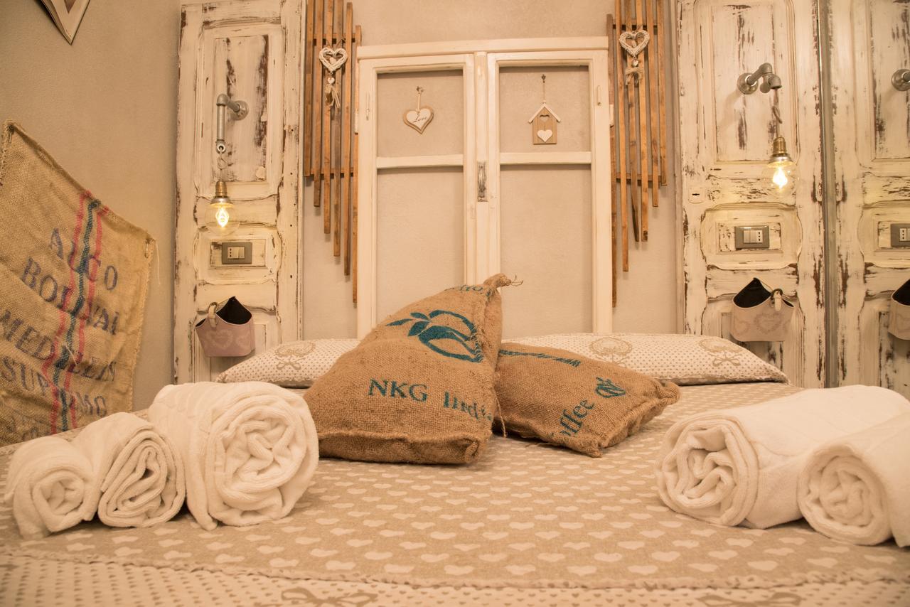 Mancini Shabby House Hotel Rome Exterior photo