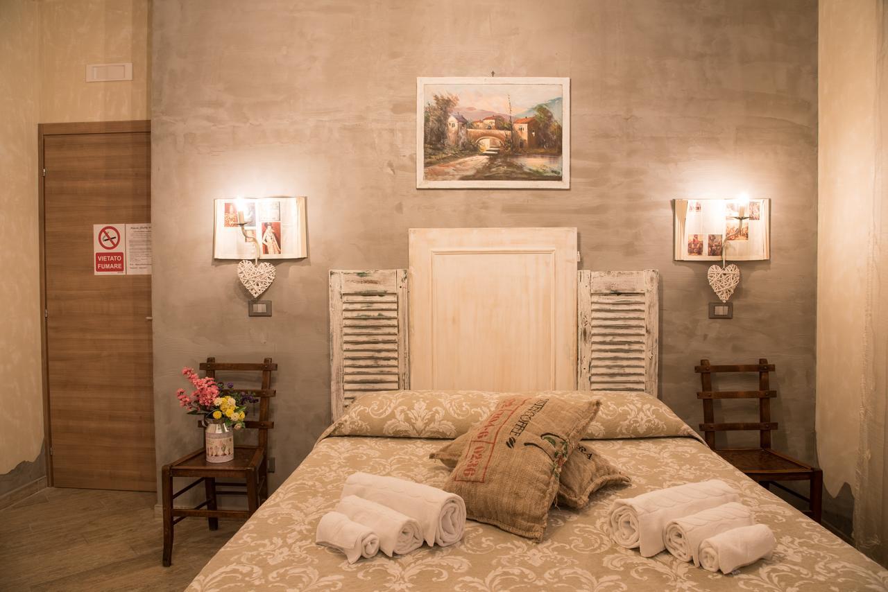 Mancini Shabby House Hotel Rome Exterior photo