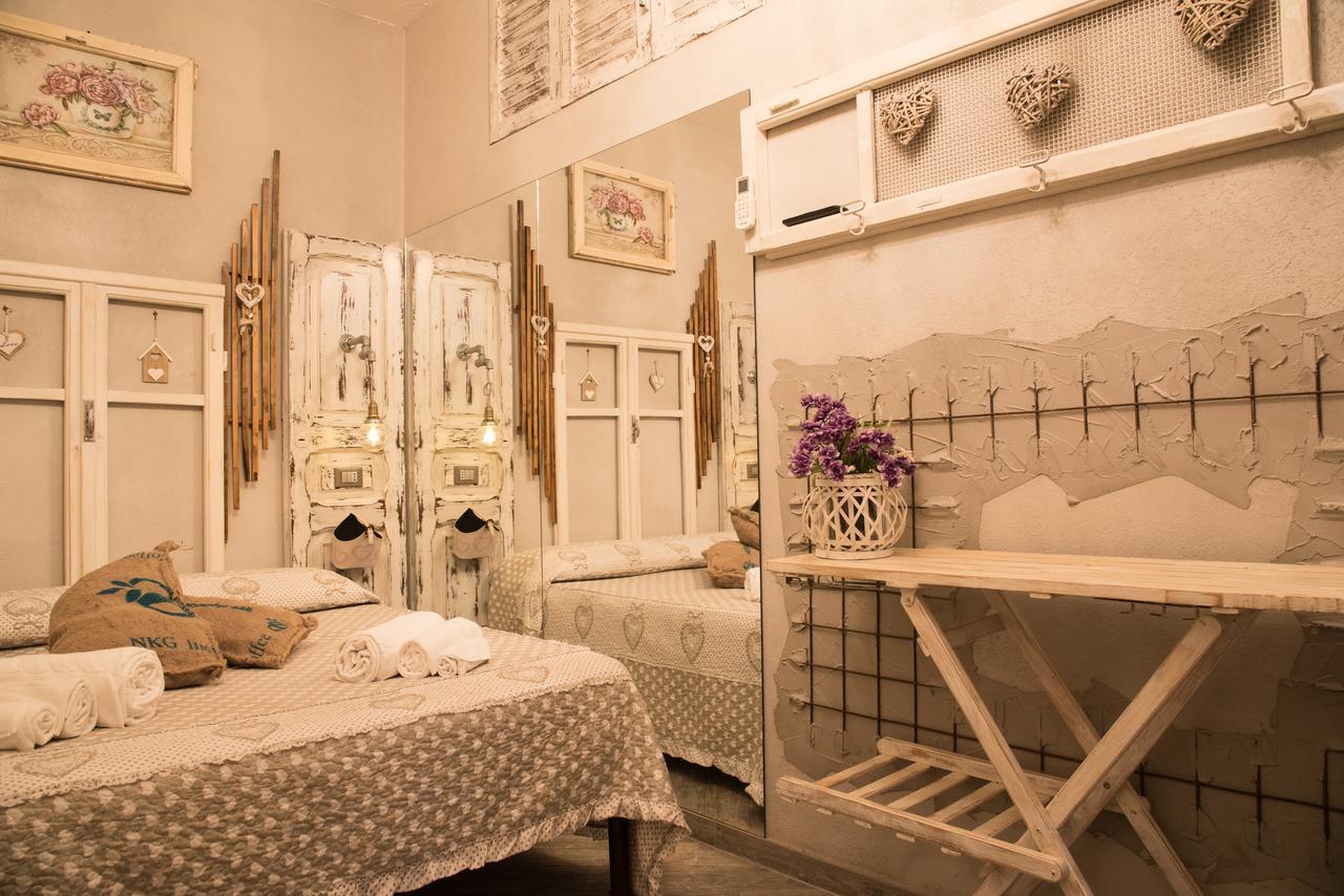 Mancini Shabby House Hotel Rome Exterior photo