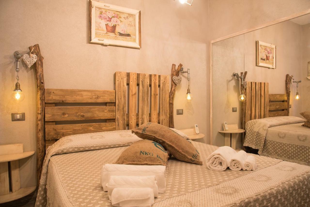 Mancini Shabby House Hotel Rome Exterior photo